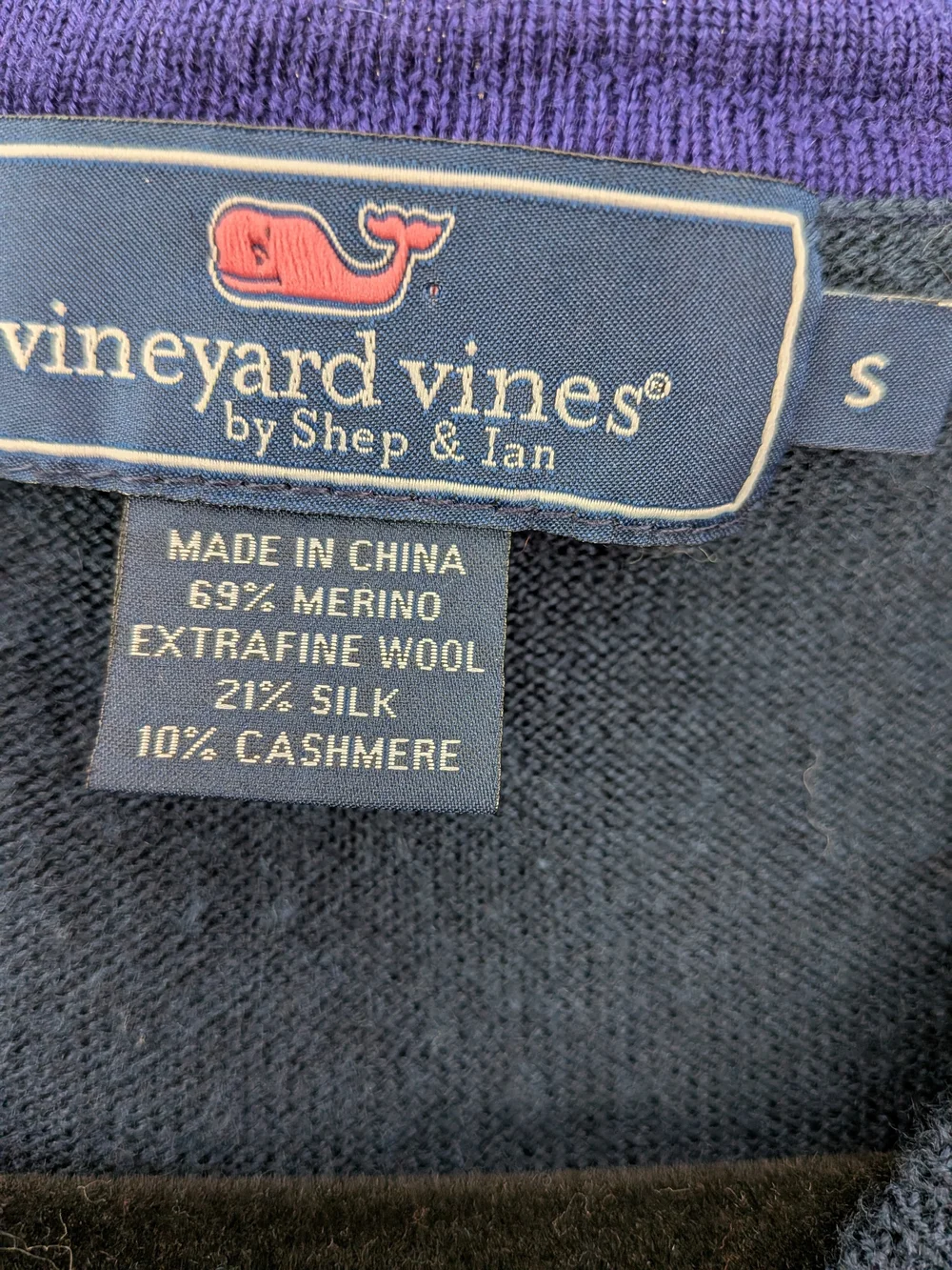 Vineyard Vines Men’s S Navy Merino Wool Silk Cashmere V-Neck Sweater